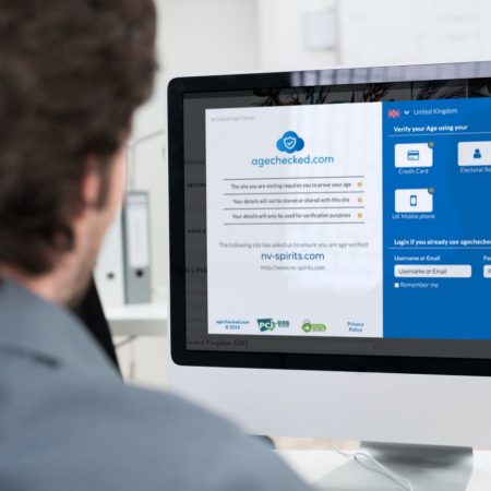 AgeChecked и Rdentify работают вместе, чтобы улучшить идентификацию рисков